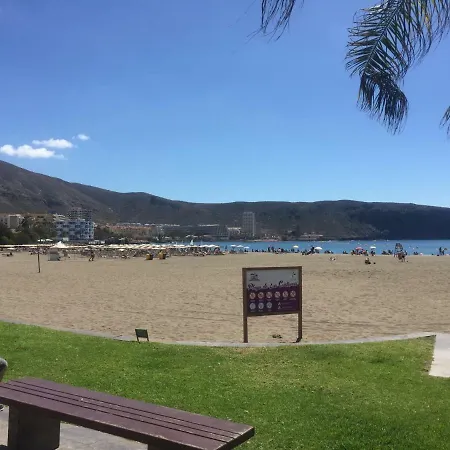Los Cristianos Valdes *
